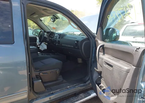 2011 Chevrolet Silverado 1500 Lt z USA, uszkodzony, nr VIN 1GCRKSE30BZ457292